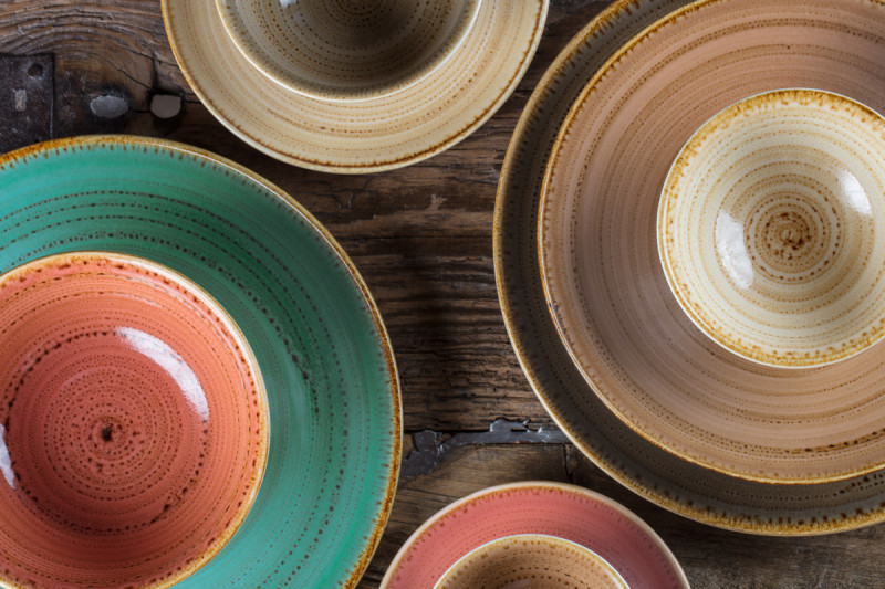 Assiette coupe plate rond brun porcelaine vitrifiée Ø 26,7 cm Twirl Rak