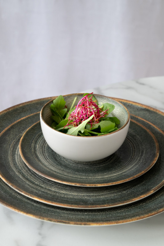 Assiette plate bord droit rond gris anthracite porcelaine Ø 20 cm Terra Pro.mundi